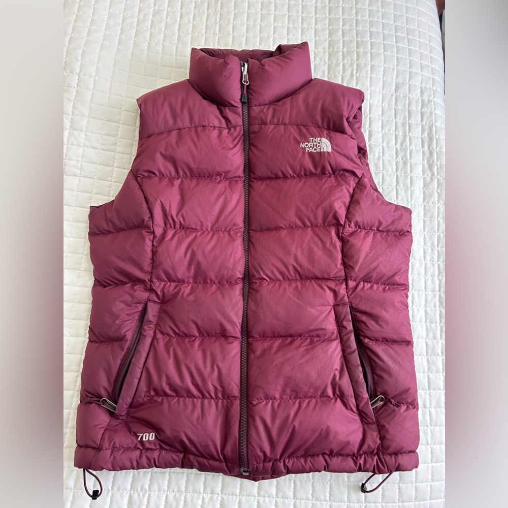Women’s North Face down vest